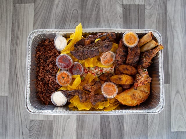 Bandeja Familiar.